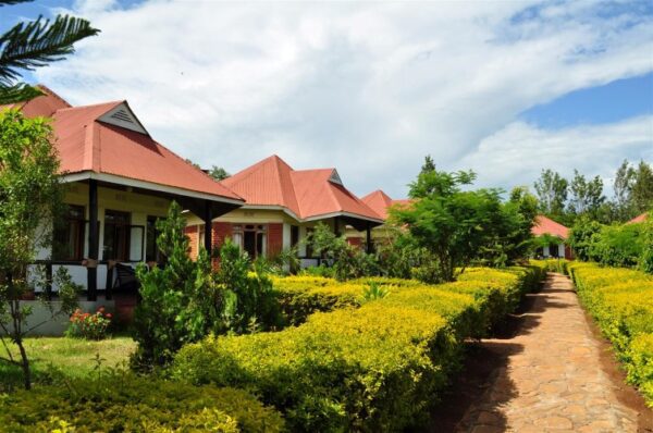 BOUGAINVILLEA SAFARI LODGE