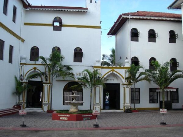 TEMBO HOTEL - Image 6